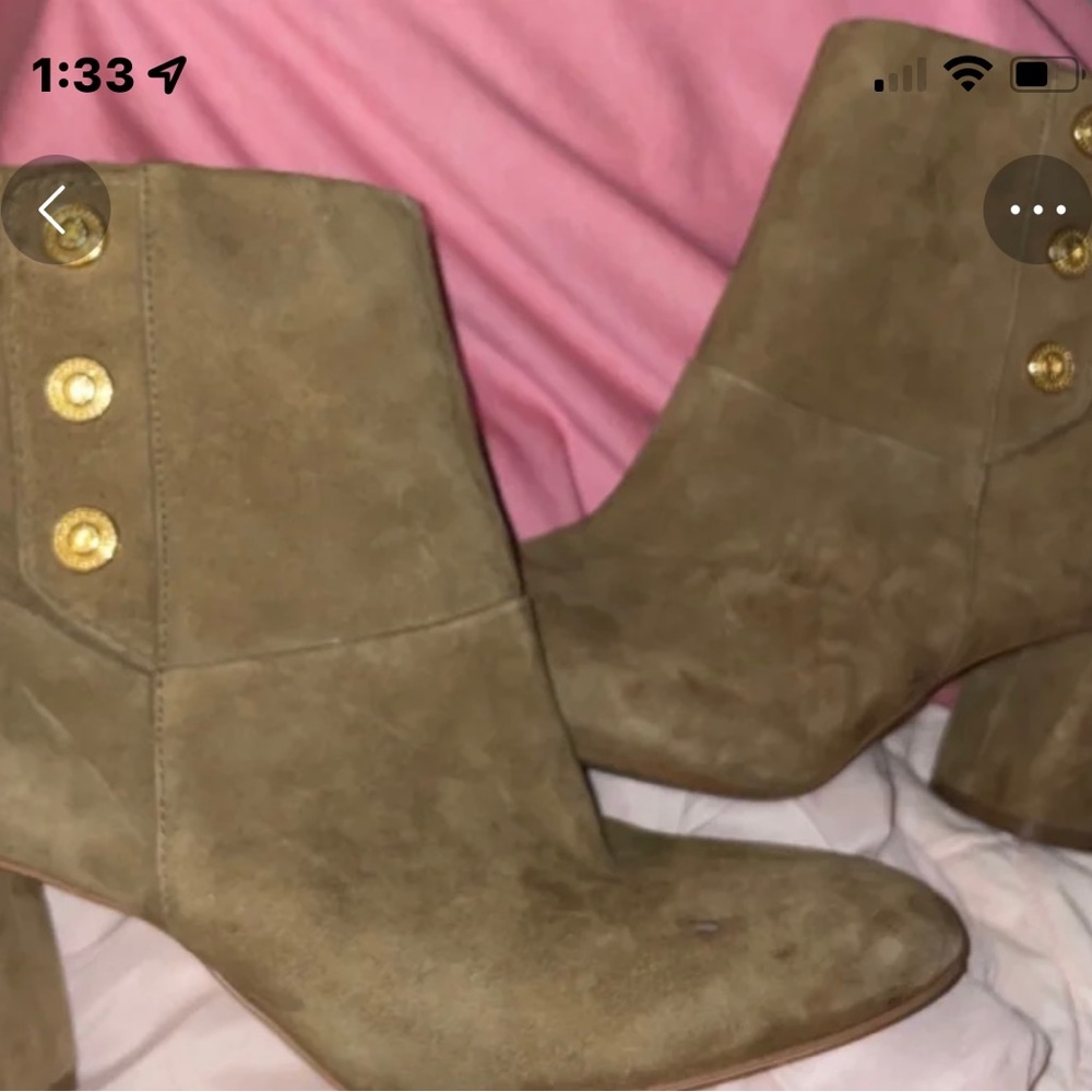 Genuine Leather very cute boots!